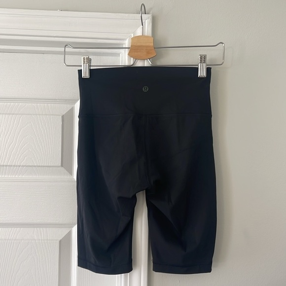 Lululemon Shorts Wunder Under High Rise 10” Inseam - Picture 3 of 5